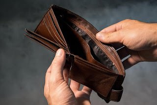 AFINAL, DINHEIRO TRAZ FELICIDADE?