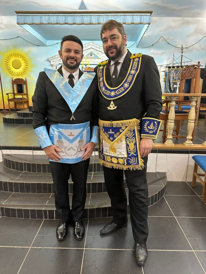 eec674ad-a89b-4b3a-aca0-4bc1991ae4cd